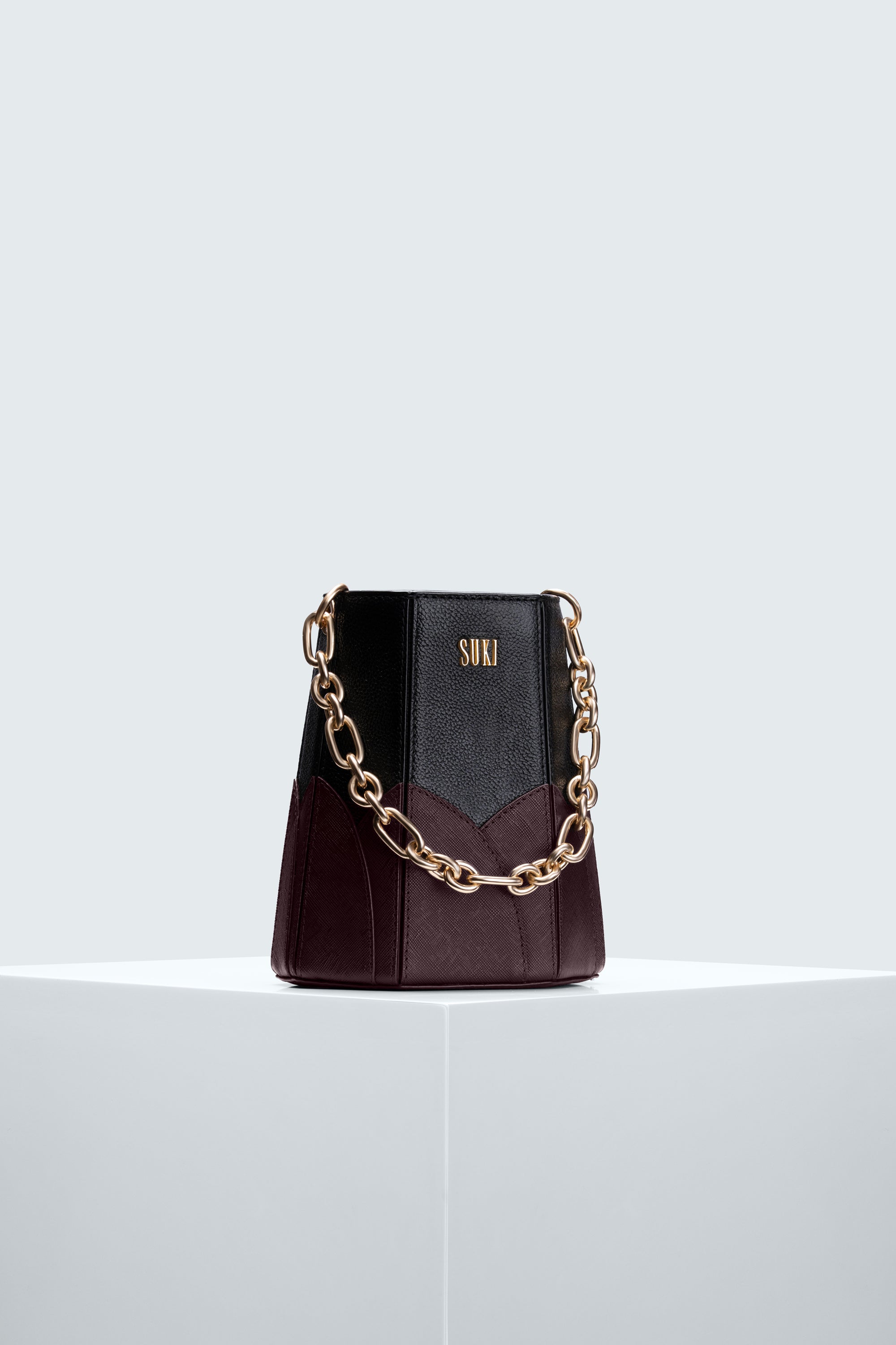 Hana : The Beauty of Elegance