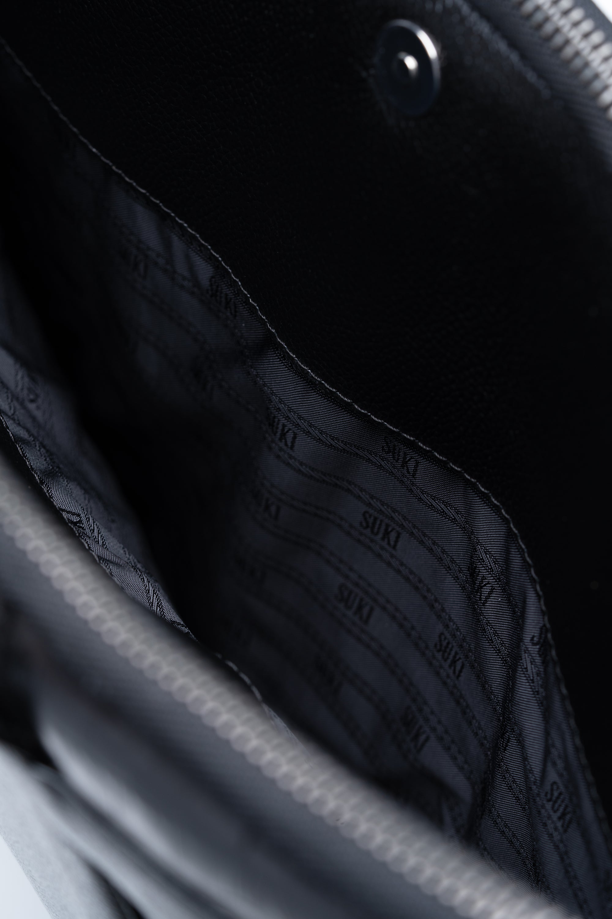 Kamisori Sleeve: The Cut of Precision
