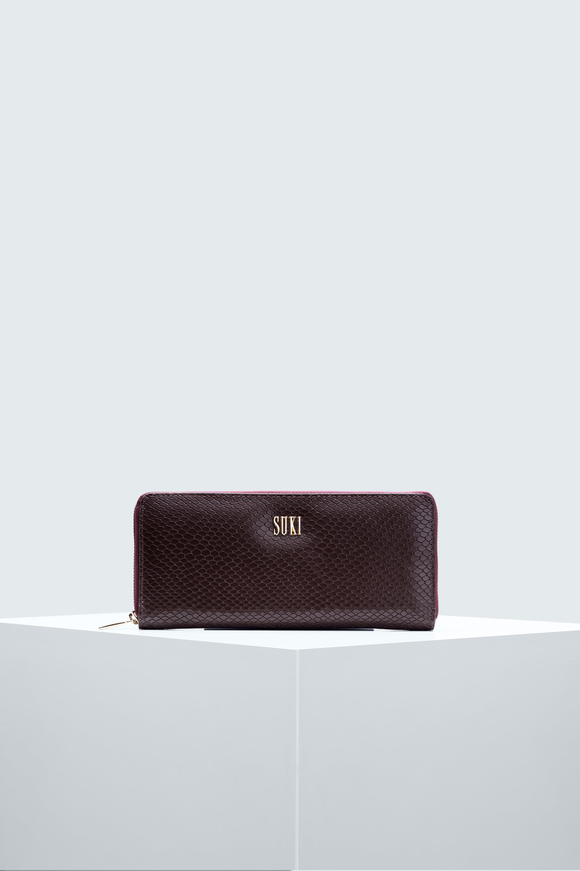 Akita Wallet 8cc Zip Around