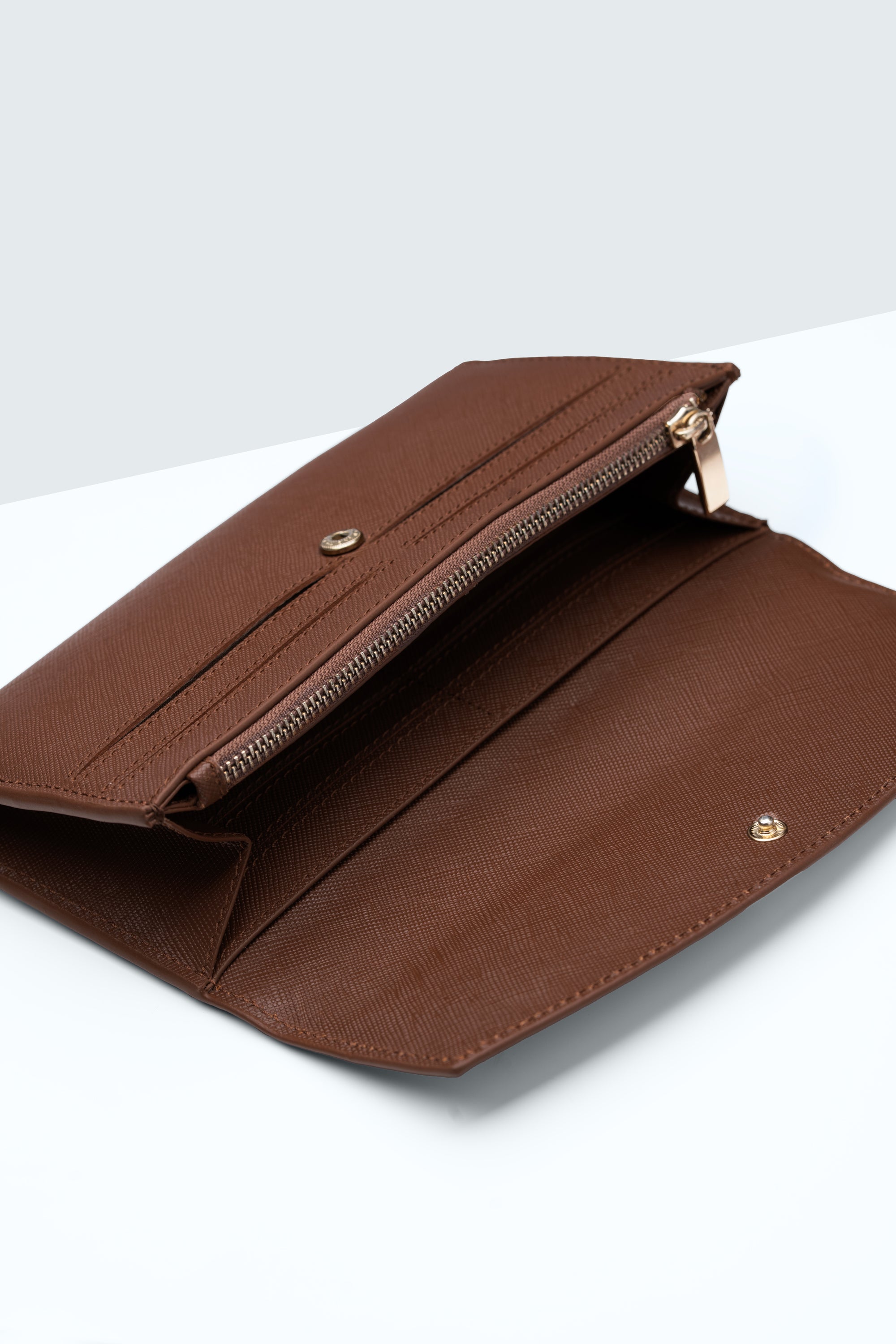 Akita Snap Wallet 8cc