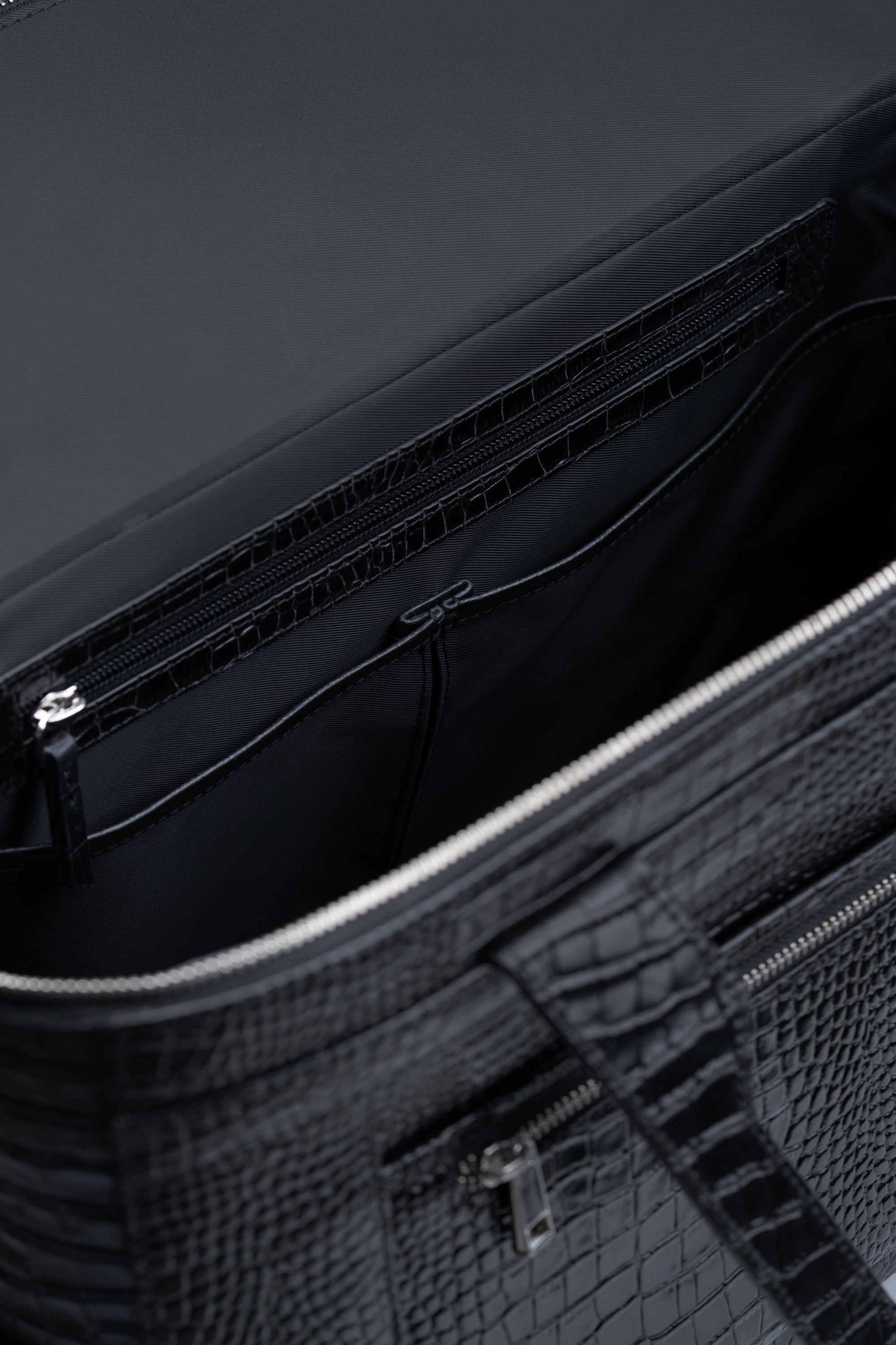 Jōhō 3D Bag: Information in Motion