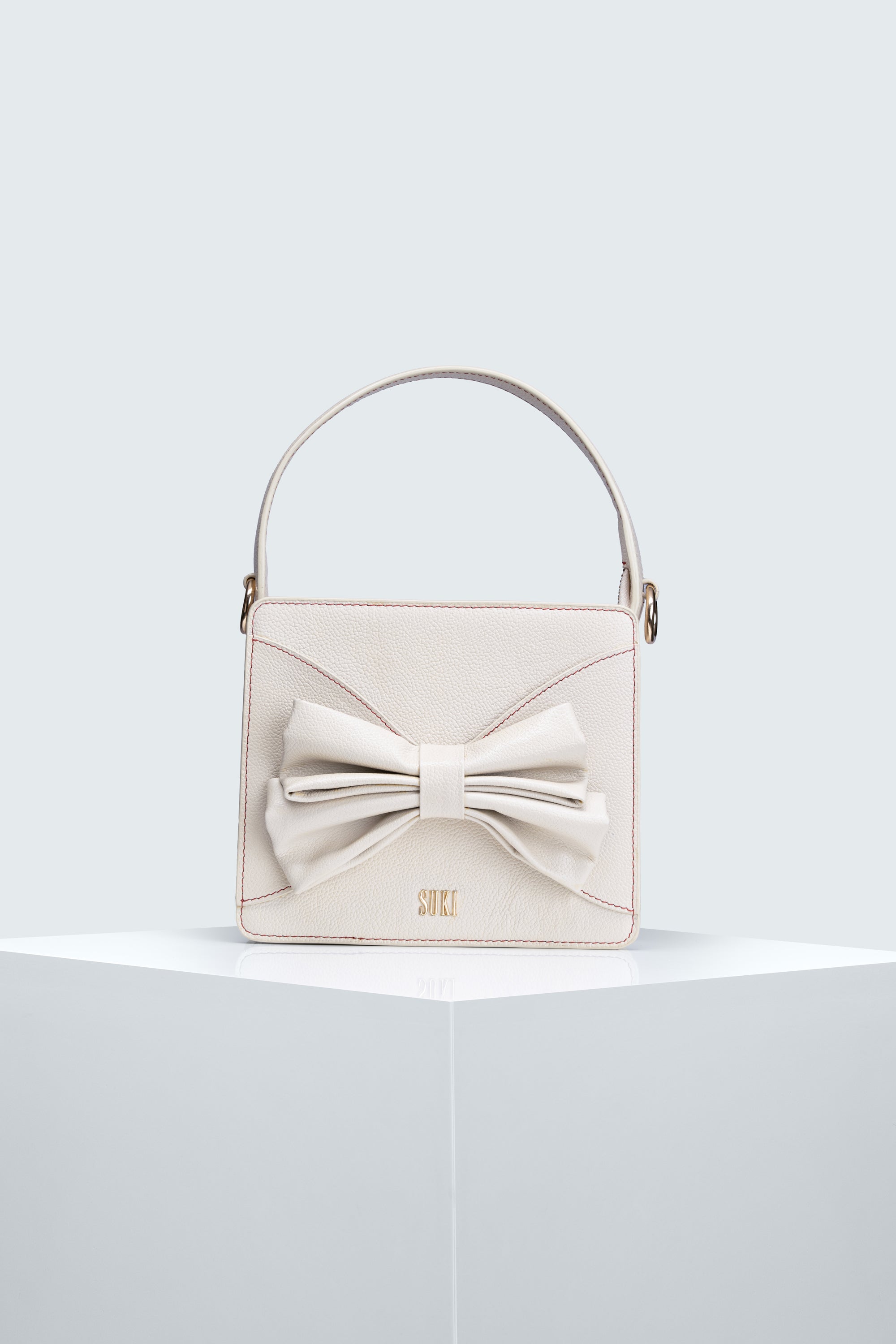 Okinoki Bow Bag: The Shape of Stillness