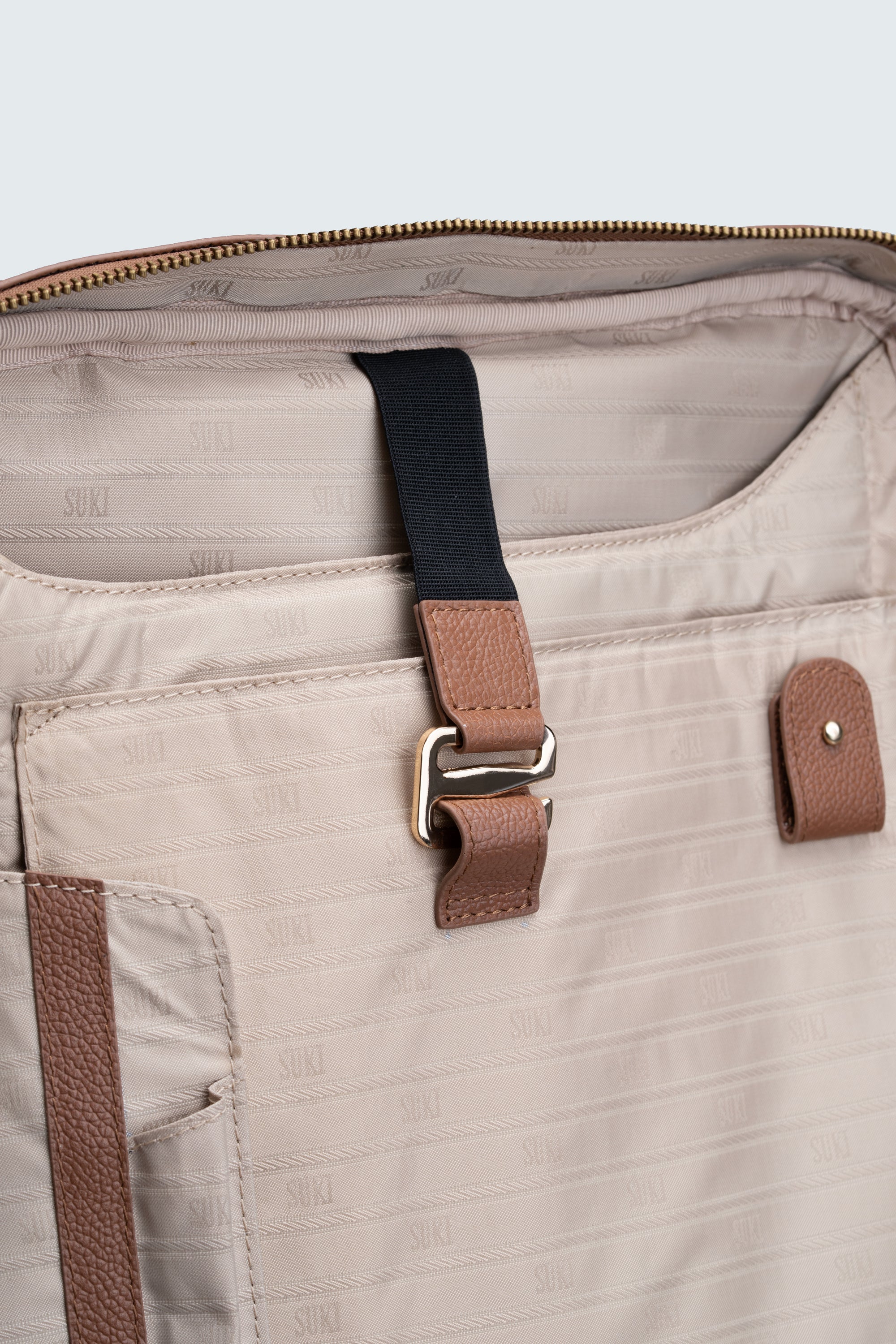 Ronin Briefpack: Carry. Convert. Conquer.