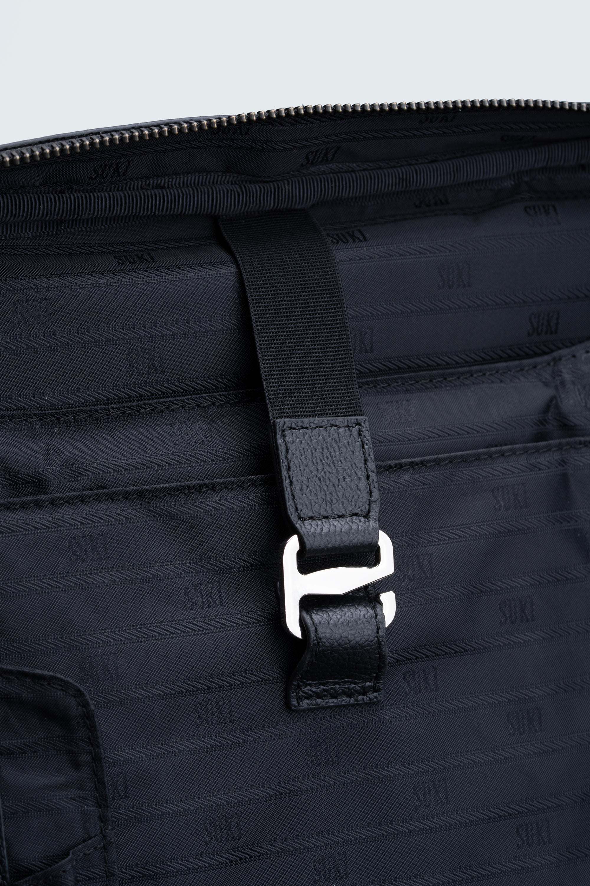 Ronin Briefpack: Carry. Convert. Conquer.